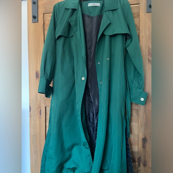 Kelley boutique coat , green coat - Picture 7 of 7